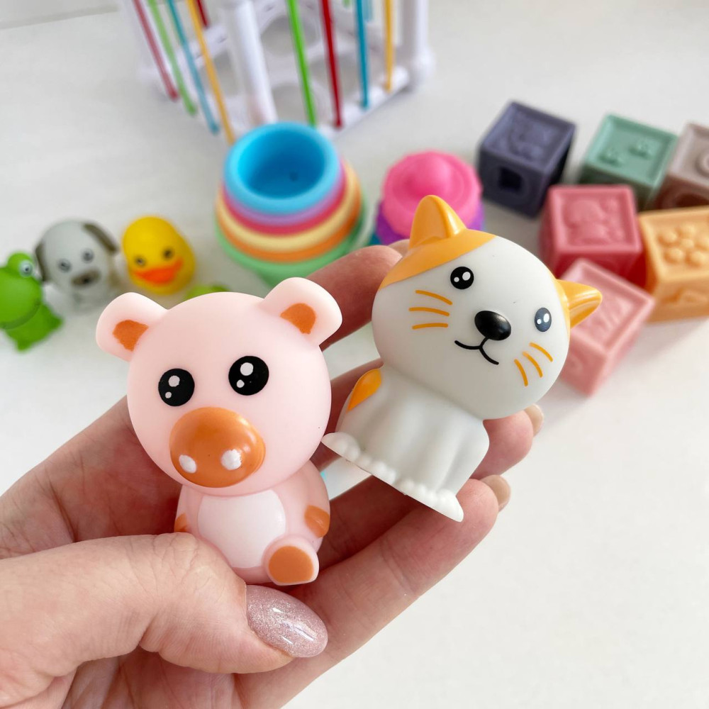 Набор для раннего развития с фигурками и кубиками