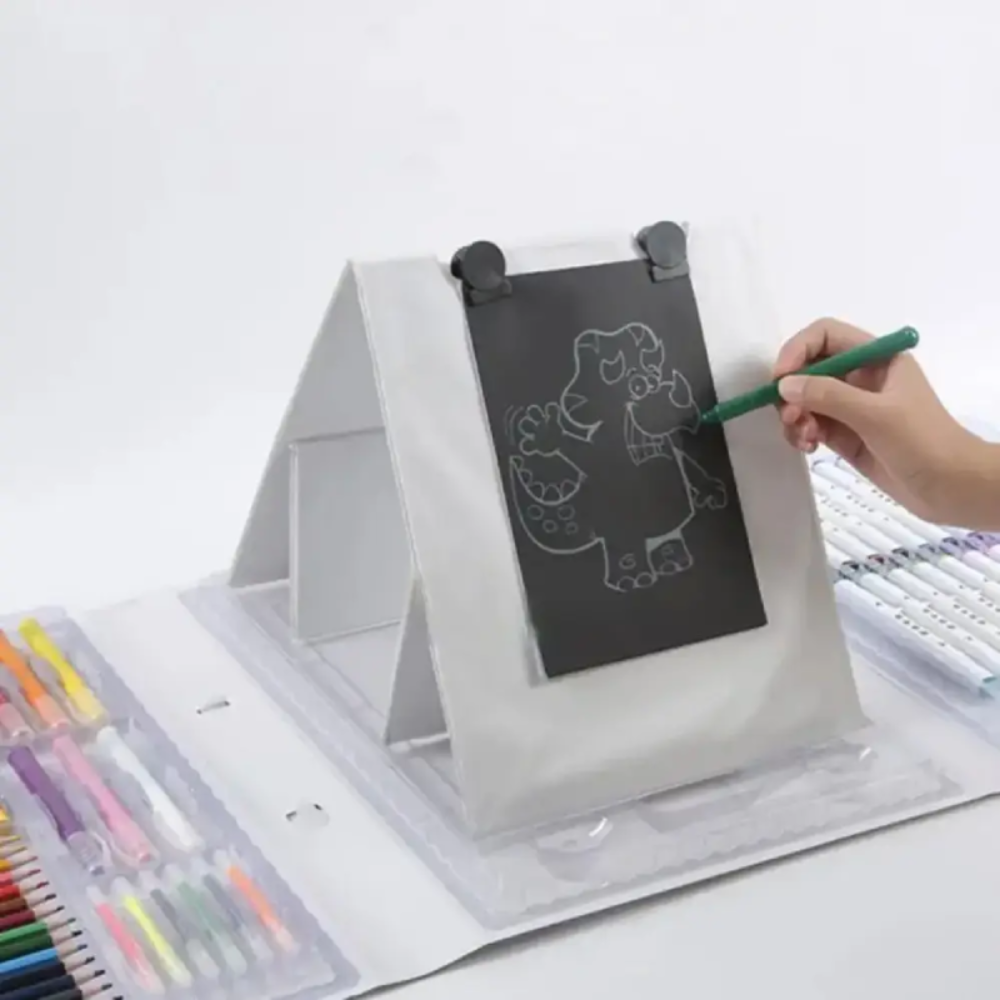 Набор для рисования с мольбертом в чемоданчике, 98 предметов.