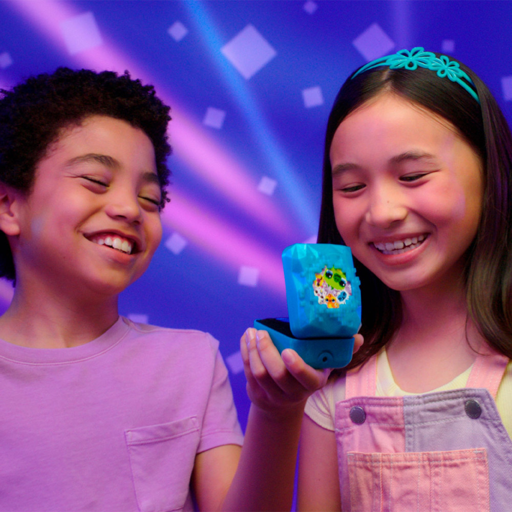 Интерактивная игрушка с цифровыми героями Bitzee