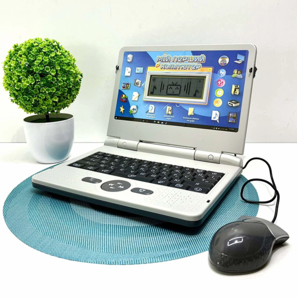 Первый ноутбук ребенка, изучение цифр и алфавита