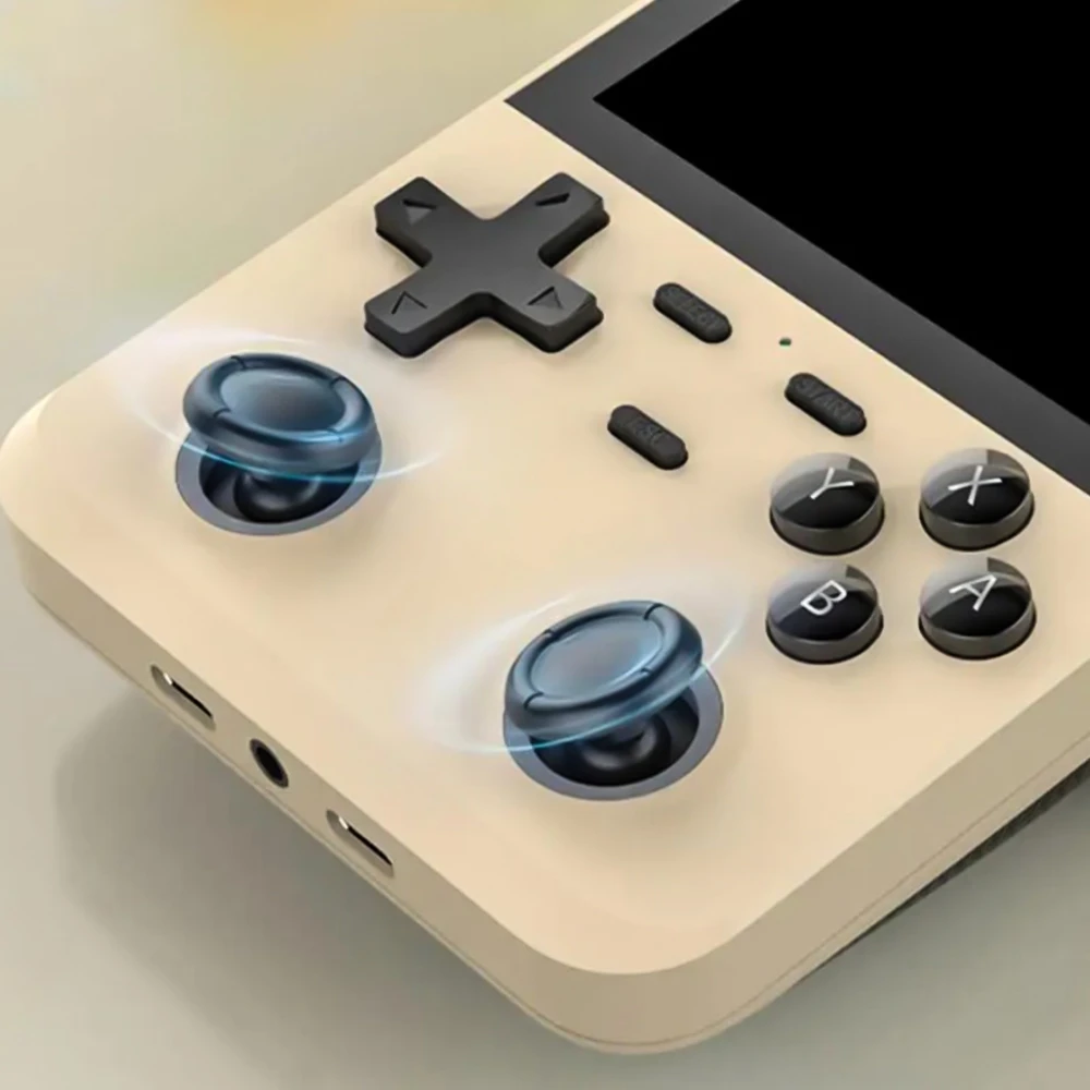 Портативная игровая консоль с 3D-джойстиками и 10000 игр