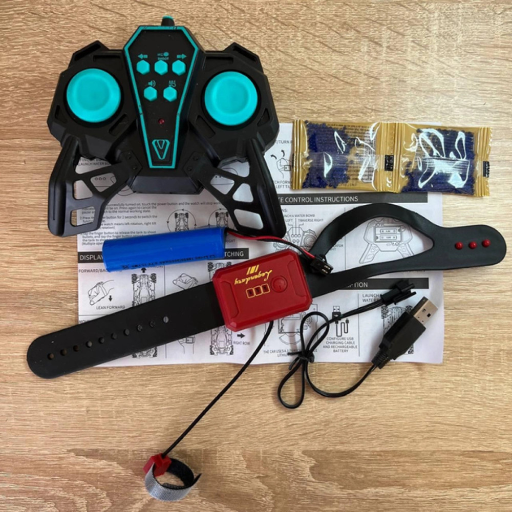 Радиоуправляемый танк с управлением браслетом и подсветкой