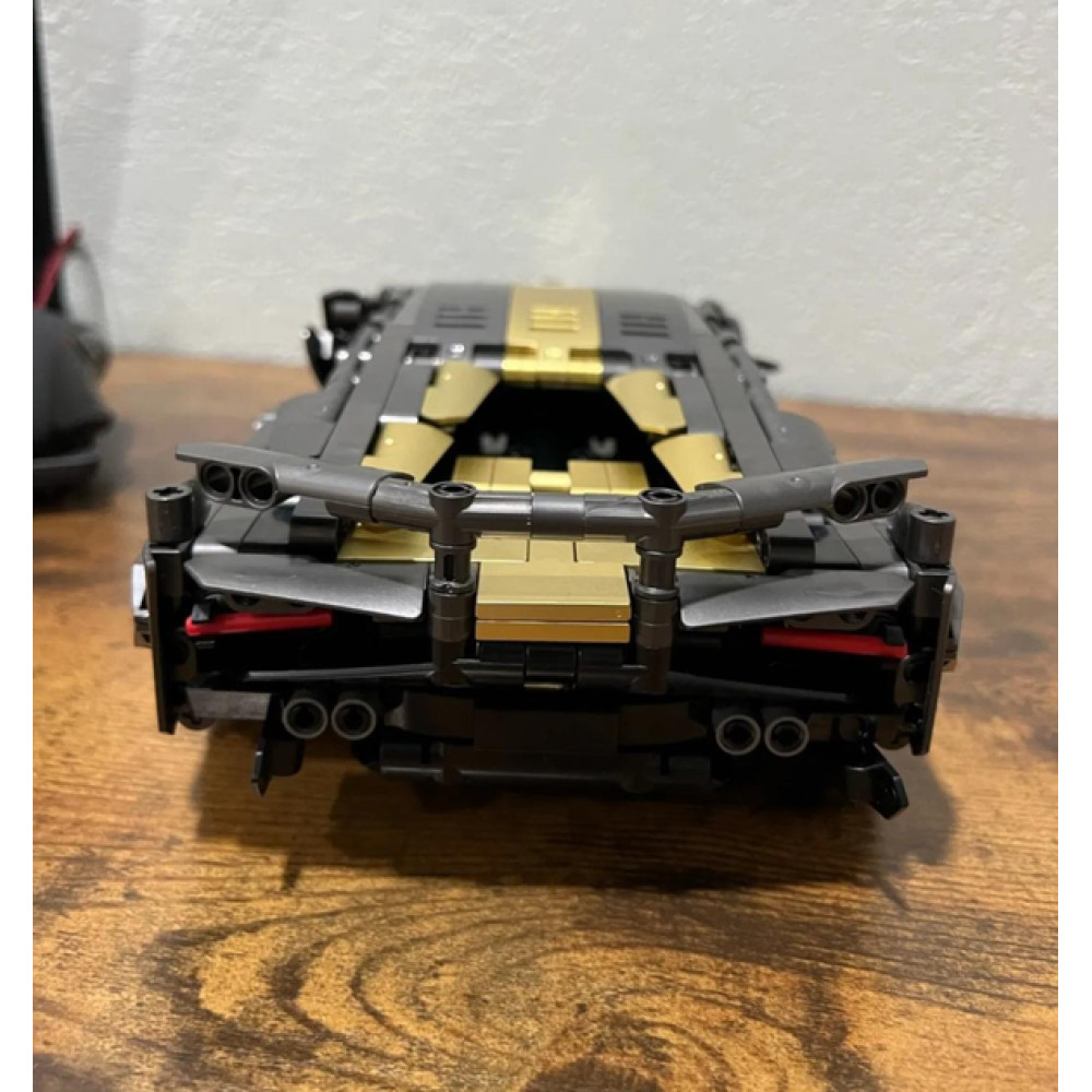 Конструктор Lamborghini Black на 1314 деталей, з інструкцією