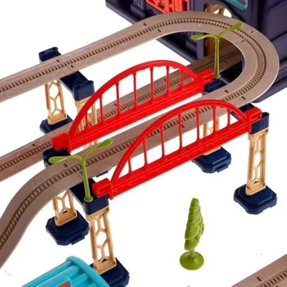 Трек-железная дорога из 217 деталей в компактном чемоданчике