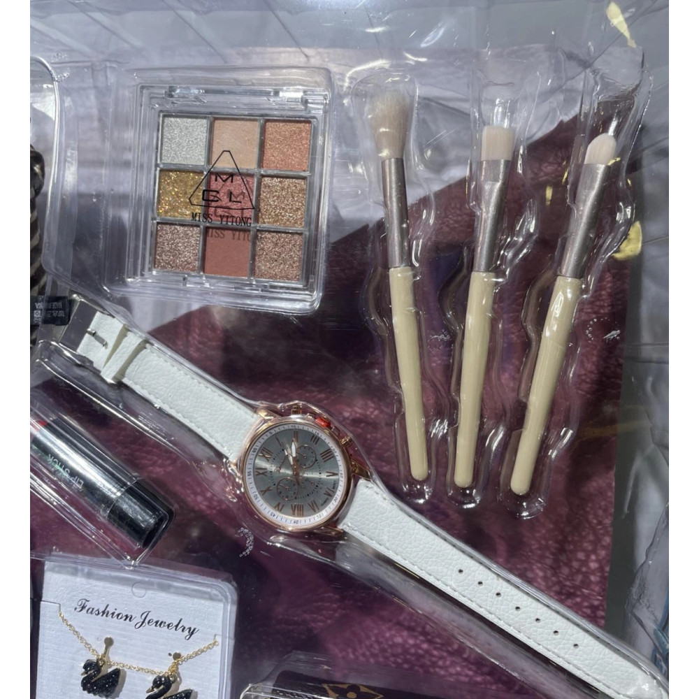 Набор детской косметики с сумочкой, часами и украшениями