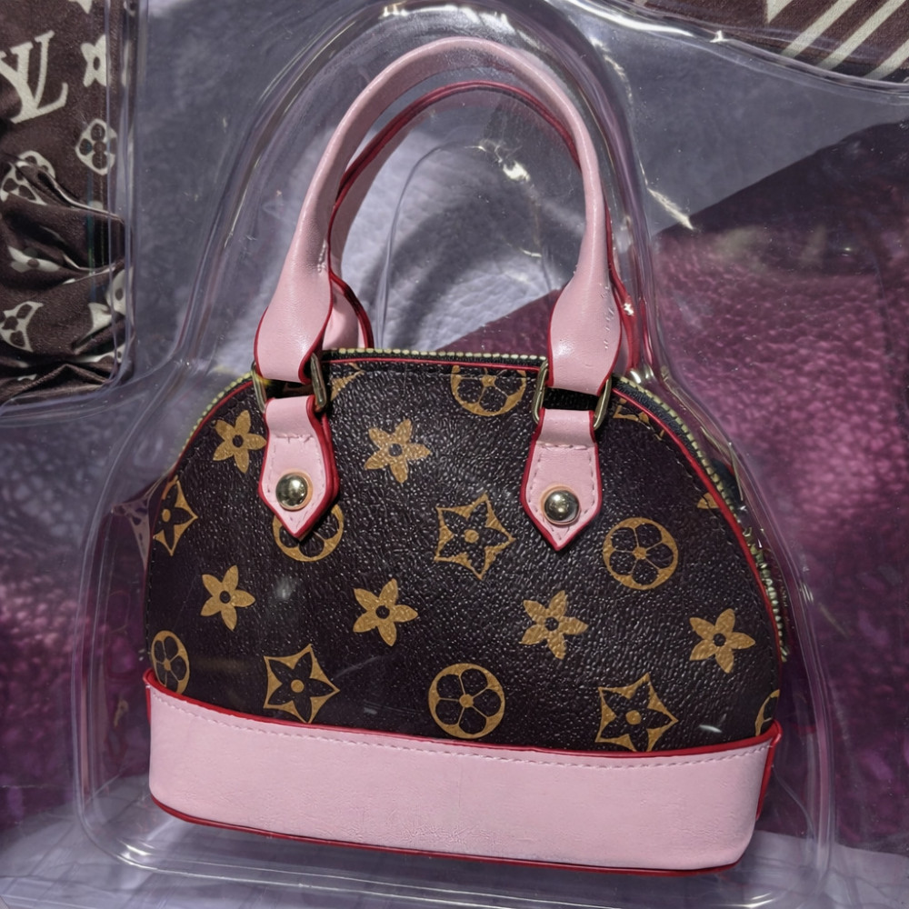 Set de cosmetică pentru copii cu geantă, ceas și bijuterii